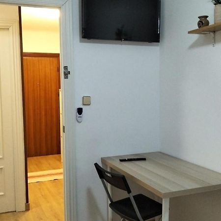 Alojamiento Calma L’Hospitalet de Llobregat Zewnętrze zdjęcie